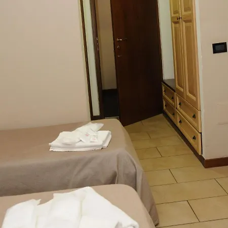 Fly Hotel