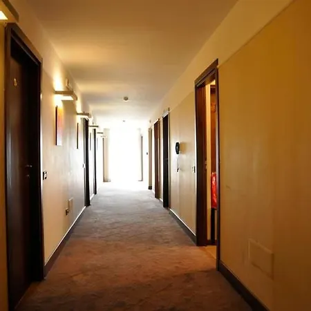 Hotel Fly 3*