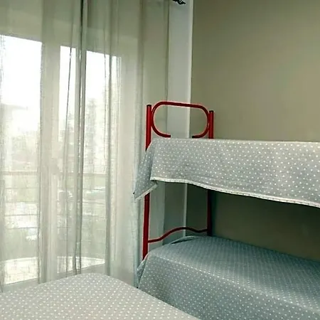 Fly Hotel