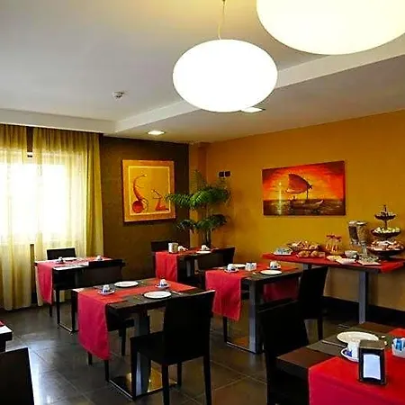Fly Hotel Casoria