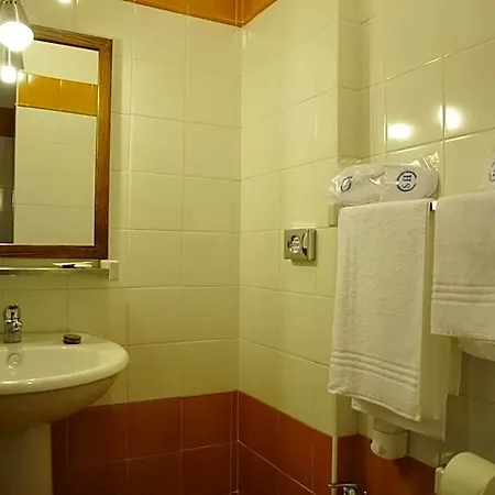 Fly Hotel 3*