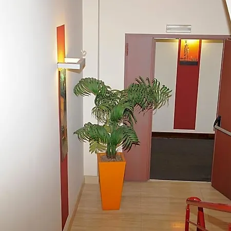 Fly Hotel 3*