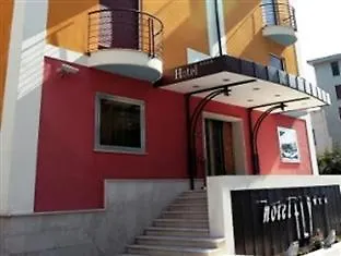 Fly מלון 3*