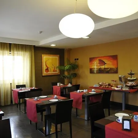 Hotel Fly 3*